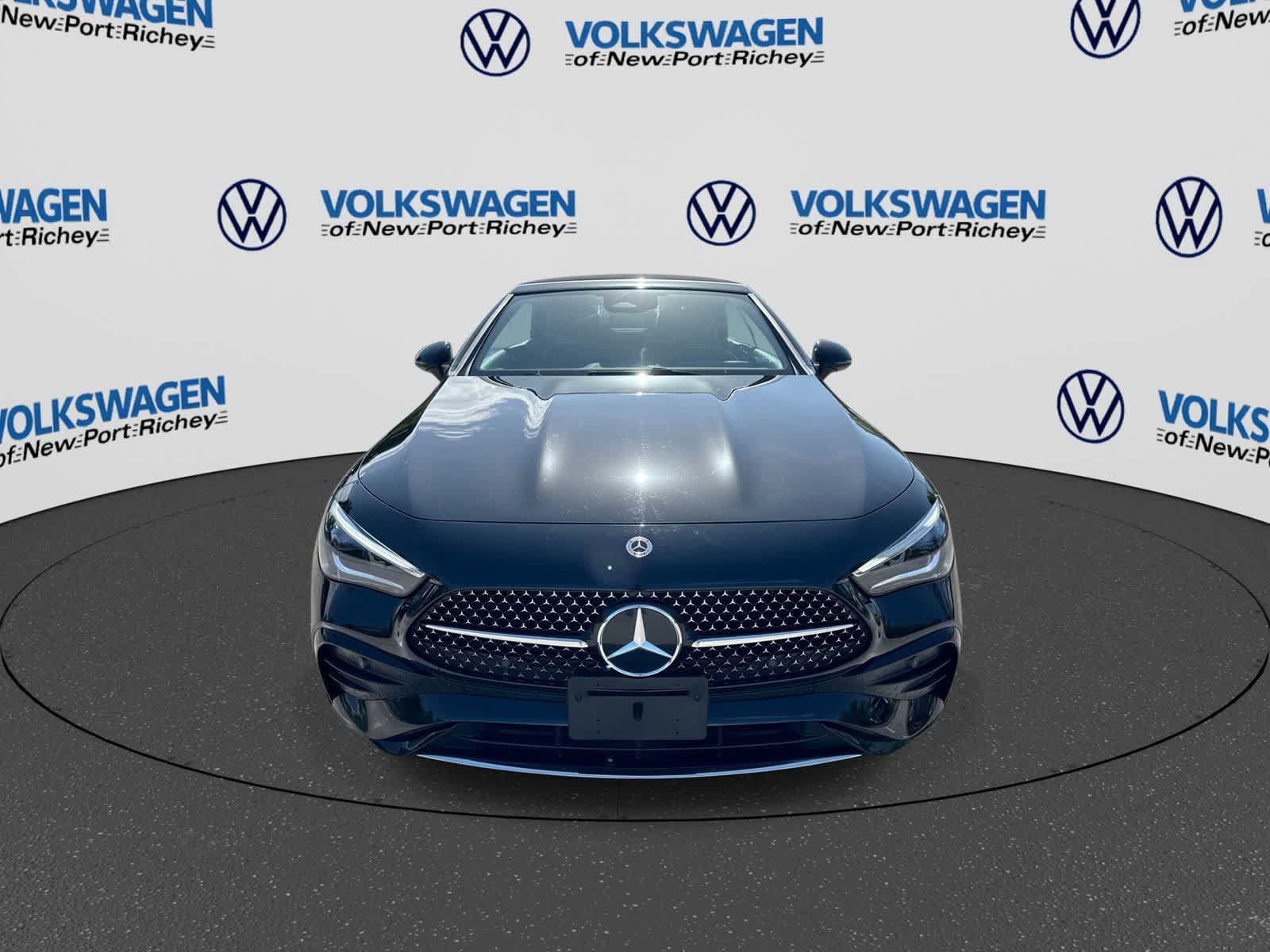 Used 2025 Mercedes-Benz CLE 300 4MATIC Cabriolet image 17