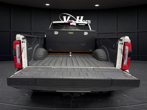 Used 2024 Ford F350 Platinum AWD/4WD image 28