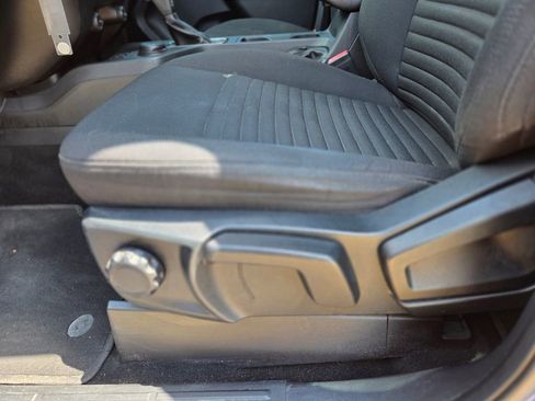 Used 2019 Ford Ranger XL w/ Equipment Group 101A Mid AWD/4WD image 28