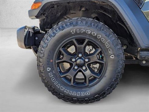 Used 2021 Jeep Wrangler Sport image 22
