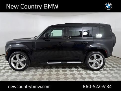 Used 2022 Land Rover Defender 110 X-Dynamic SE AWD/4WD image 4