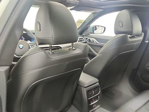 Used 2025 BMW 430i w/ Premium Package image 31