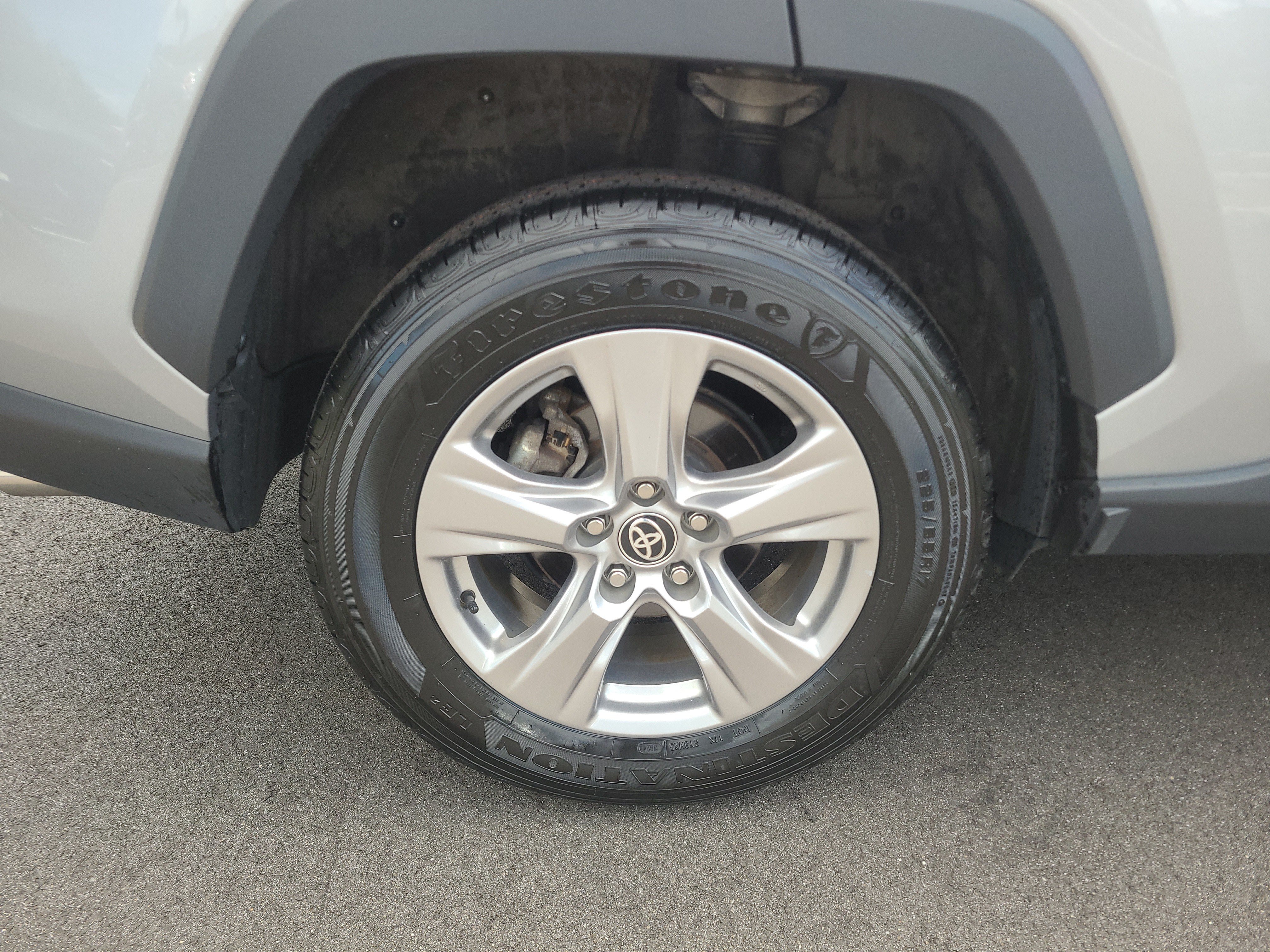 Certified 2025 Toyota RAV4 XLE AWD/4WD image 11