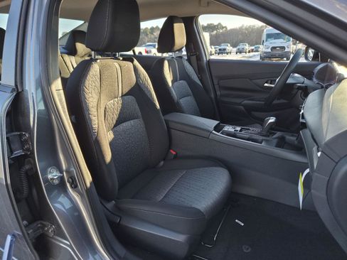 New 2026 Nissan Sentra SV image 15