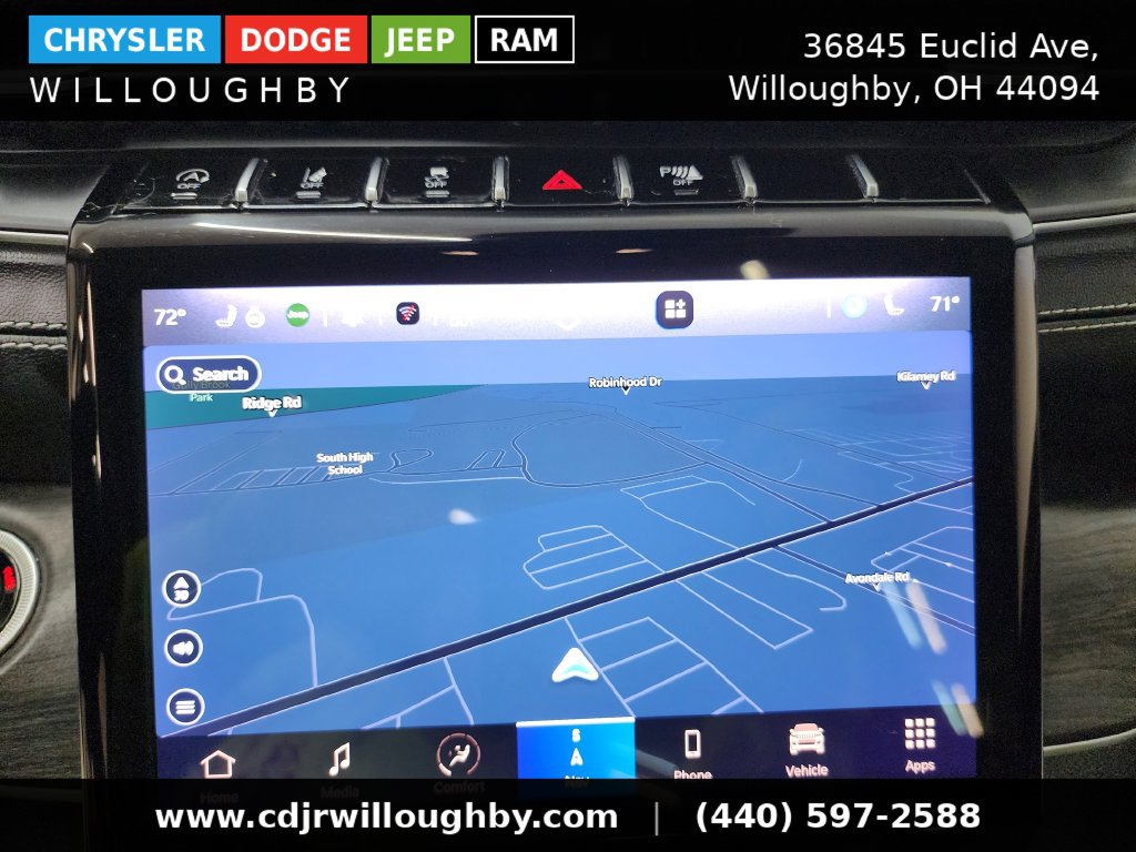 Used 2023 Jeep Grand Cherokee Limited w/ Luxury Tech Group II AWD/4WD image 22