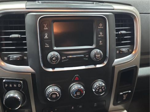 Used 2019 RAM 1500 Classic Warlock image 15