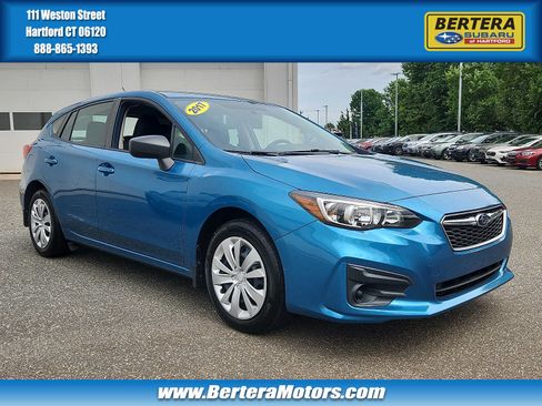 Used 2017 Subaru Impreza 2.0i AWD/4WD image 1