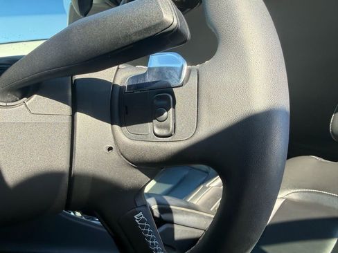 Used 2023 Jeep Grand Cherokee Limited image 49