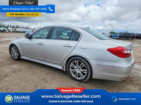 Used 2013 Hyundai Genesis 3.8 w/ Premium Pkg image 3