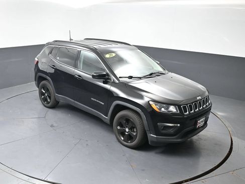 Used 2020 Jeep Compass Latitude AWD/4WD image 48