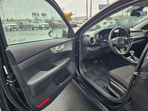 Used 2024 Kia Forte LXS image 24