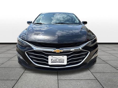 Used 2025 Chevrolet Malibu LT FWD image 8