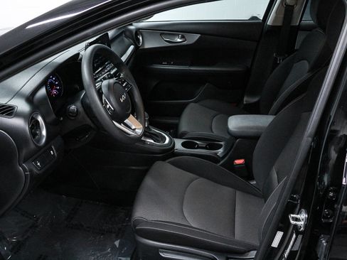 Used 2023 Kia Forte LXS FWD image 18