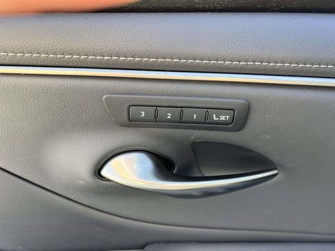 Used 2023 Lexus ES 350 w/ Premium Package image 16