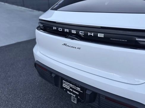Used 2025 Porsche Macan 4 Electric AWD/4WD image 38