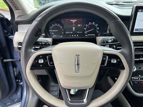 Certified 2022 Lincoln Corsair FWD w/ Premium Package image 32