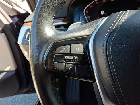 Used 2020 BMW 530i xDrive w/ Convenience Package AWD/4WD image 23
