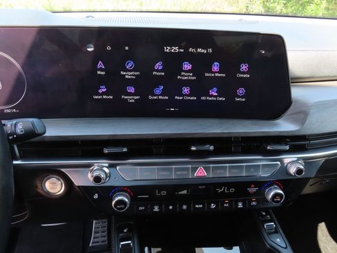 Certified 2024 Kia Telluride SX Prestige X-Line AWD/4WD image 25