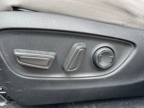 Used 2024 Toyota RAV4 XLE w/ Convenience Package image 14