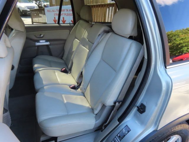Used 2005 Volvo XC90 2.5T AWD/4WD image 11