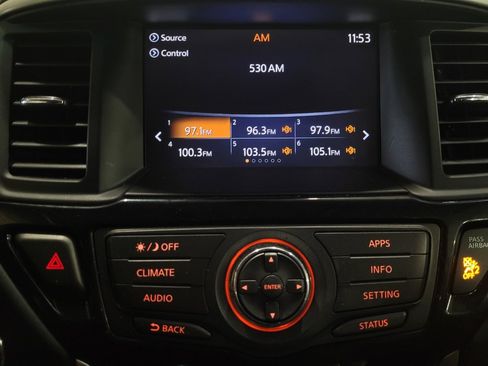 Used 2019 Nissan Pathfinder S AWD/4WD image 25