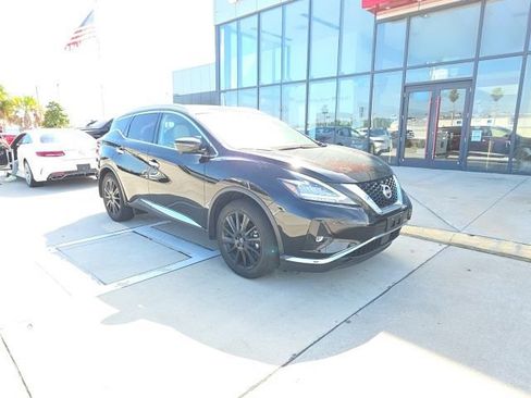 Used 2023 Nissan Murano Platinum w/ Cargo Package image 2
