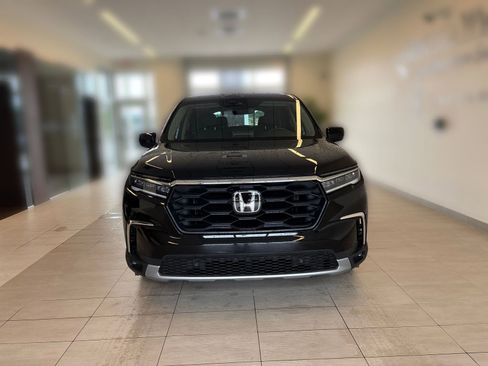 Certified 2025 Honda Pilot EX-L image 5