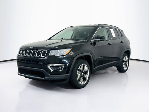 Used 2020 Jeep Compass Limited AWD/4WD image 3