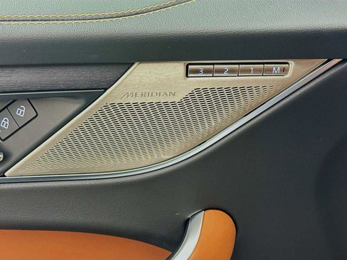 Used 2025 Jaguar F-PACE R-Dynamic S image 20