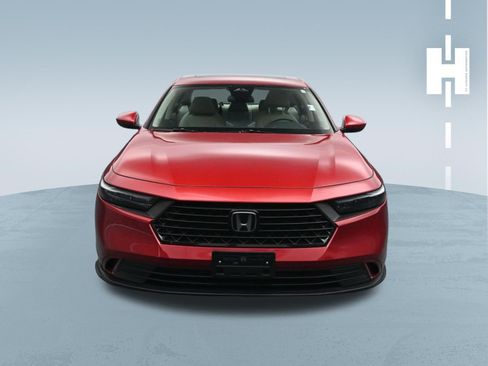 Used 2023 Honda Accord EX image 2