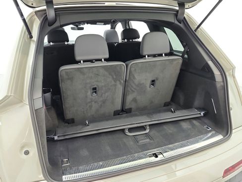 Used 2023 Audi Q7 2.0T Premium Plus w/ Premium Plus Package image 23