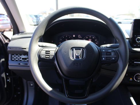 New 2025 Honda Accord SE image 8