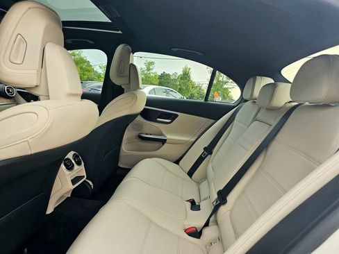 Used 2024 Mercedes-Benz C 300 4MATIC Sedan image 24