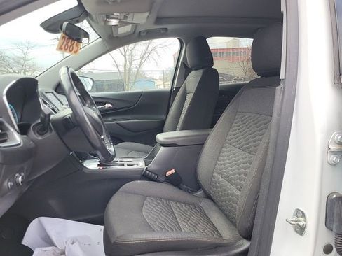 Used 2020 Chevrolet Equinox LT image 10