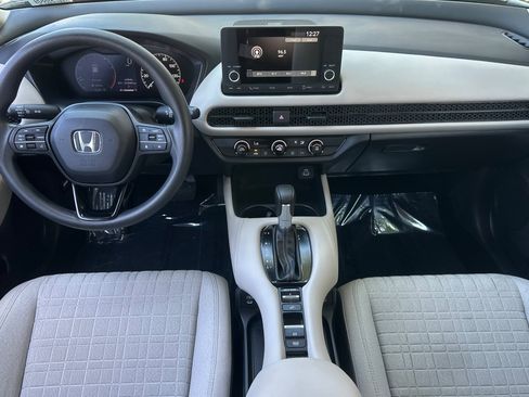 Used 2024 Honda HR-V LX image 15