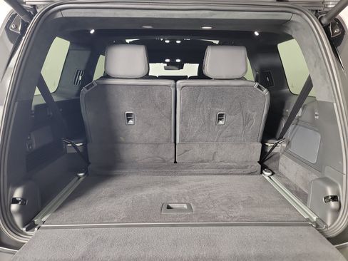 Used 2025 Rivian R1S Adventure AWD/4WD image 15