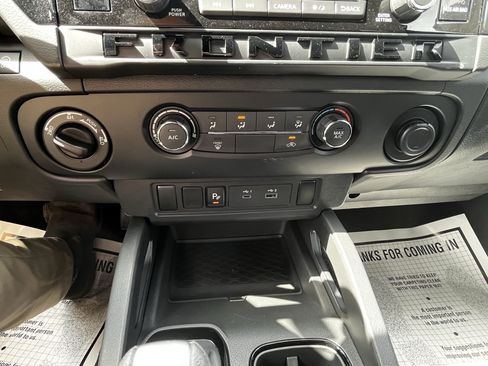 New 2026 Nissan Frontier SV w/ Tow Package AWD/4WD image 23