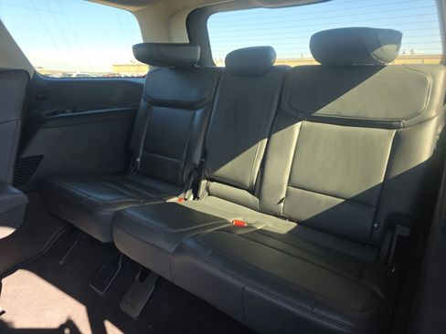 Used 2025 Ford Expedition Active image 12