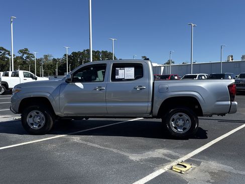 Used 2023 Toyota Tacoma SR image 29