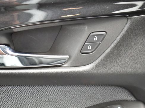 Used 2025 Chevrolet TrailBlazer LT FWD image 18