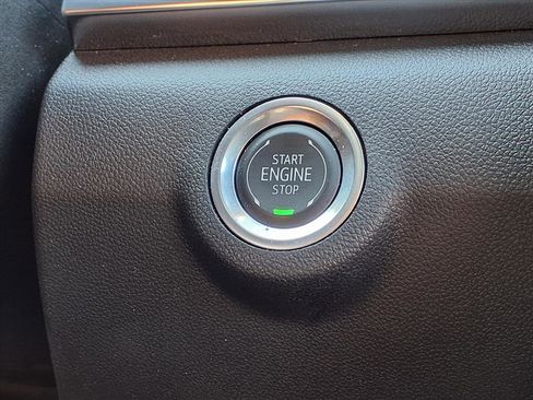 Used 2025 GMC Terrain Elevation w/ Technology Package II image 20