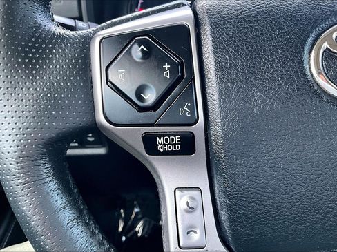 Used 2023 Toyota 4Runner SR5 Premium image 17