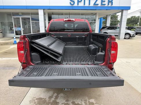 Used 2022 Chevrolet Colorado Z71 AWD/4WD image 25