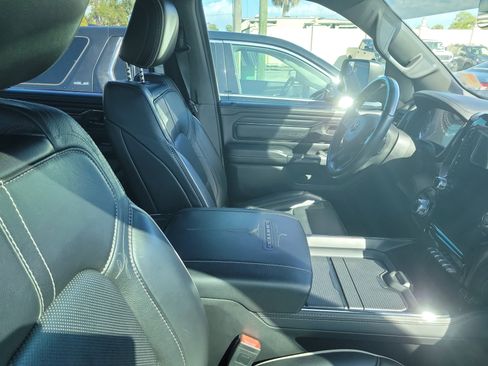 Used 2022 RAM 1500 Limited image 9