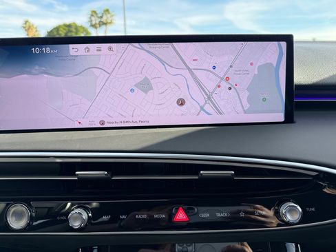 Used 2026 Genesis GV70 2.5T image 28