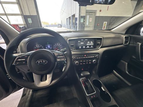 Used 2022 Kia Sportage LX FWD image 28