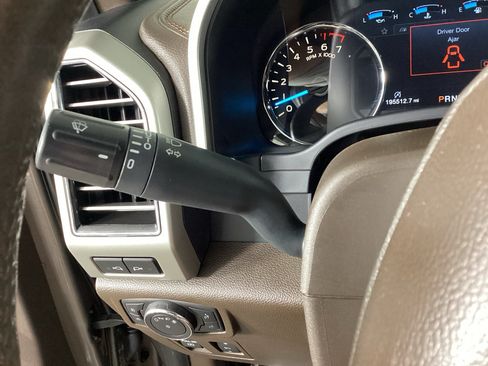 Used 2018 Ford F150 King Ranch w/ Equipment Group 601A Luxury AWD/4WD image 22