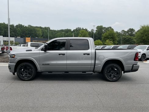 Used 2025 RAM 1500 Big Horn AWD/4WD image 2