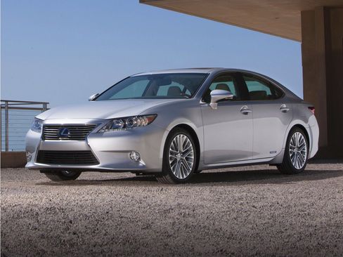 Used 2015 Lexus ES 300h w/ Navigation System Package FWD image 1