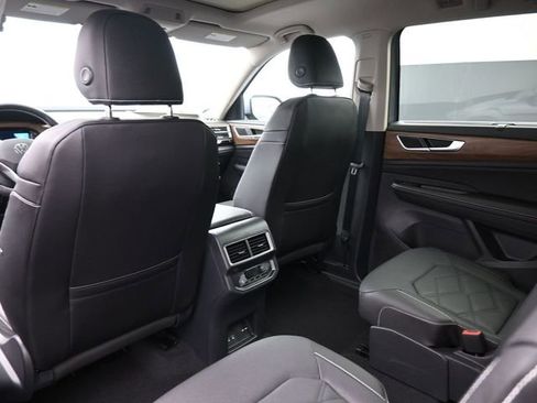 New 2026 Volkswagen Atlas SE FWD image 12